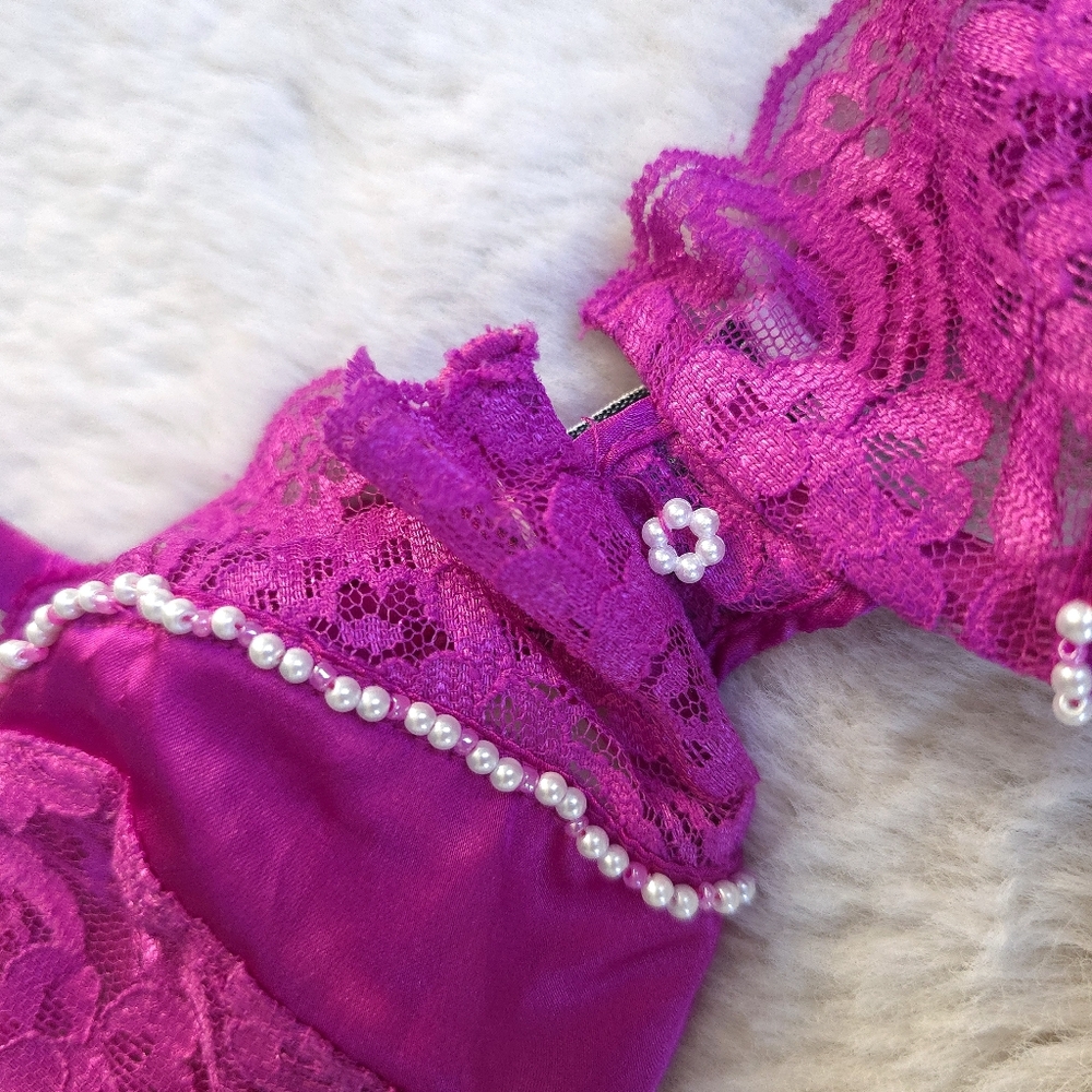 Vintage Christian Dior Deadstock Coquette Lace Pearl Lingerie Bra Garter Set - Picture 4 of 11